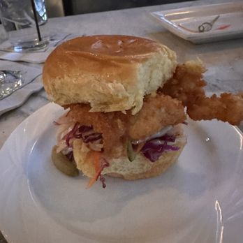 Rox City Grill - Hotel Baker - Chicken slider - Lounges Near Me - Saint Charles, Illinois