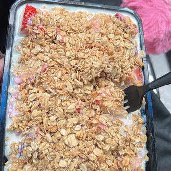 Sticky Icky Funnel Cakes - Fresas con Crema !! - Juice Bars & Smoothies Near Me - Long Beach, California Sticky Icky Funnel Cakes - Fresas con Crema !! - Juice Bars & Smoothies Near Me - Long Beach, California