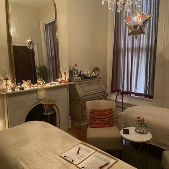 Spa Adagio - The "get undressed" room.. lockers with robes and slippers  (with locks for our belongings). - Massage Therapy Near Me - Baltimore, Maryland