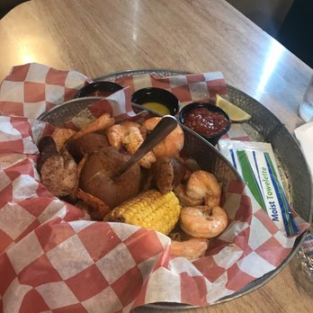 Oyster House - Shrimp Bucket - Seafood Near Me - Pine Mountain, Georgia