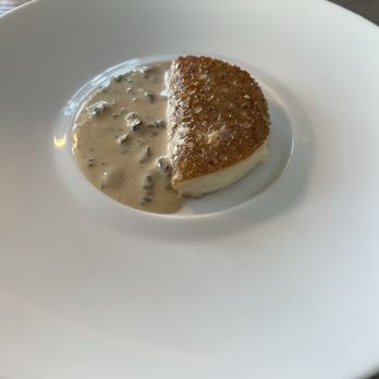 Le Jules Verne - French Near Me - Paris, 75