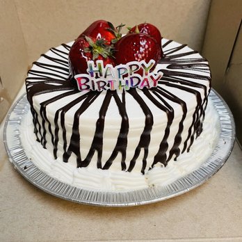 La Luz Bakery - a birthday cake with chocolate drizzle and strawberries - Bakeries Near Me - Mundelein, Illinois La Luz Bakery - a birthday cake with chocolate drizzle and strawberries - Bakeries Near Me - Mundelein, Illinois
