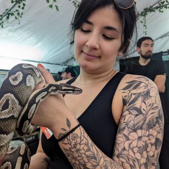 Spock's Sanctuary - Petting Zoos Near Me - Des Moines, Iowa