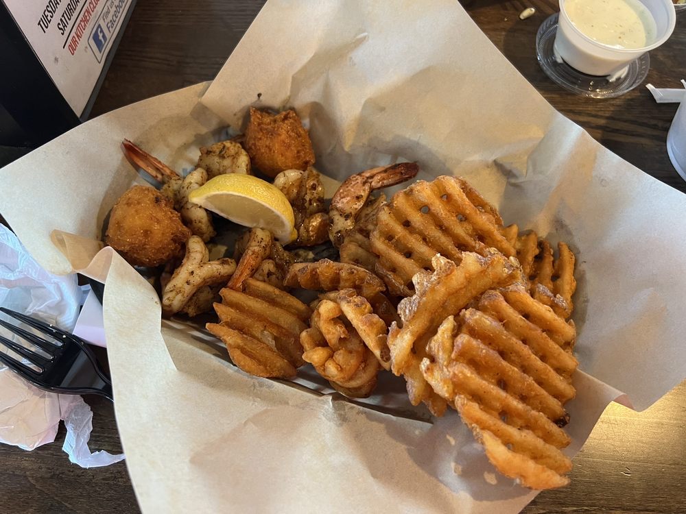 Scully's Sports Bar & Grill Scully's Sports Bar & Grill