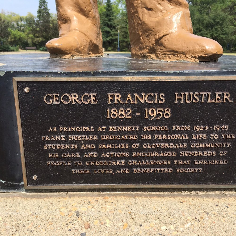 Forest Heights Park - Statue info - Hiking Near Me - Edmonton, Alberta