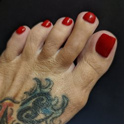 5 star nails - Pedicure by Nia