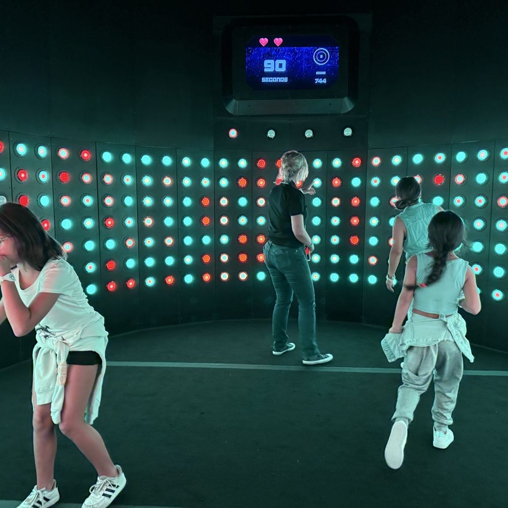 Happy birthday to the king of R\u0026B, image size:1000x1000