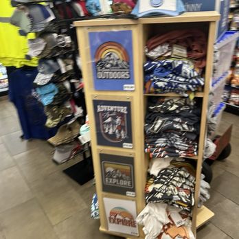 Love's Travel Stop - Convenience Stores Near Me - Tipton, Indiana