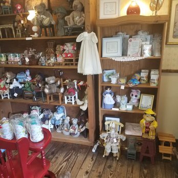 Country Charm Mercantile - Furniture Stores Near Me - Middleburg, Florida Country Charm Mercantile - Furniture Stores Near Me - Middleburg, Florida