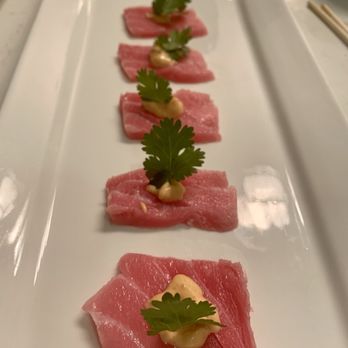 D&D SEAFOOD - Sliced, toro w/ spicy mayo and cilantro - Seafood Markets Near Me - Westminster, California