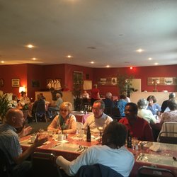 Cardigan Lobster Suppers - A large group taking advantage of our spacious dining room