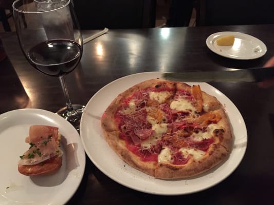 Cavalli Pizza Napoletana by null