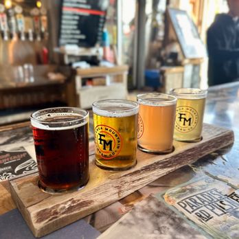 Figueroa Mountain Brewing - Beer flight - Breweries Near Me - Santa Barbara, California Figueroa Mountain Brewing - Beer flight - Breweries Near Me - Santa Barbara, California