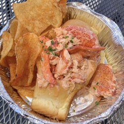 Slapfish - LOBSTER ROLL AND CHIPS
