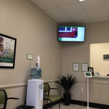 Quest Diagnostics - Waiting room - Laboratory Testing Near Me - Metairie, Louisiana