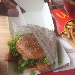 McDonald's - Premium chicken classic.