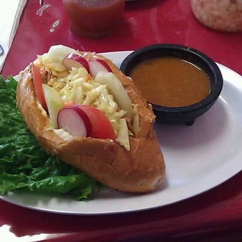 Salsabor Restaurant - Pan con pollo. delicioso! - Salvadoran Near Me - Los Angeles, California