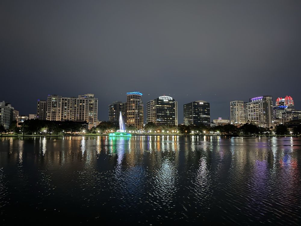 Lake Eola Park