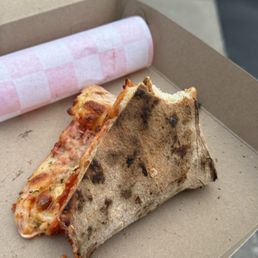 i love their pizza