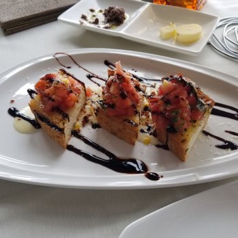 M Waterfront Grille - Bruschetta was amazing - New American Near Me - Naples, Florida