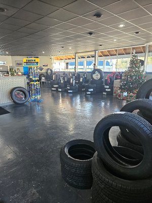 TIRE MAX EDEN - TIRE MAX EDEN TIRE MAX EDEN - TIRE MAX EDEN