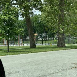 Miller Park - Basketball courts and workout area