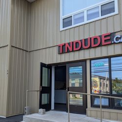 The Tunisian Dude - Exterior