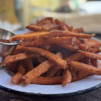Batch & Brine - Happy Hour- Sweet Potato Fries - Burgers Near Me - Lafayette, California