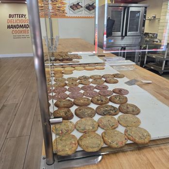 Butter Pecan Bakeshop - Nice display - Bakeries Near Me - Fairfield, California