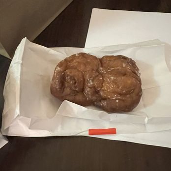 Shipley Do-Nuts - Apple fritter - Donuts Near Me - RIDGELAND, Mississippi
