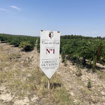 Casa del Valle - Wineries Near Me - Yepes, TO Casa del Valle - Wineries Near Me - Yepes, TO