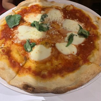 Il Posto Trattoria - Pizza Margherita & Beer - Italian Near Me - Napa, California Il Posto Trattoria - Pizza Margherita & Beer - Italian Near Me - Napa, California