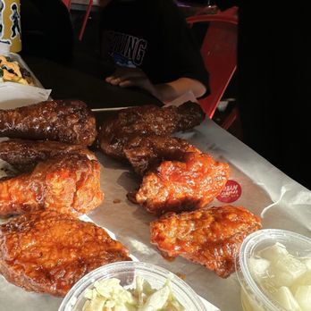 Bonchon Tucson - E Tanque Verde Rd - Mixed 6 wings (Korean BBQ and Yangnyeom sauce) - Chicken Wings Near Me - Tucson, Arizona