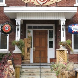 the entrance to the restaurant
