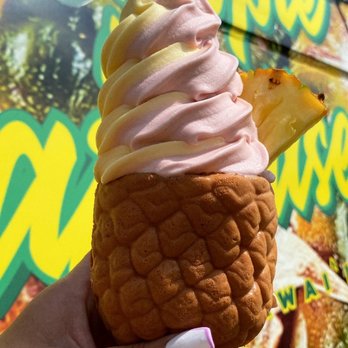 Pineapple In Paradise - Pine apple strawberry swirl - Food Trucks Near Me Pineapple In Paradise - Pine apple strawberry swirl - Food Trucks Near Me