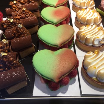 Patisserie Linnick - Cupcakes Near Me - Amsterdam, New Hampshire