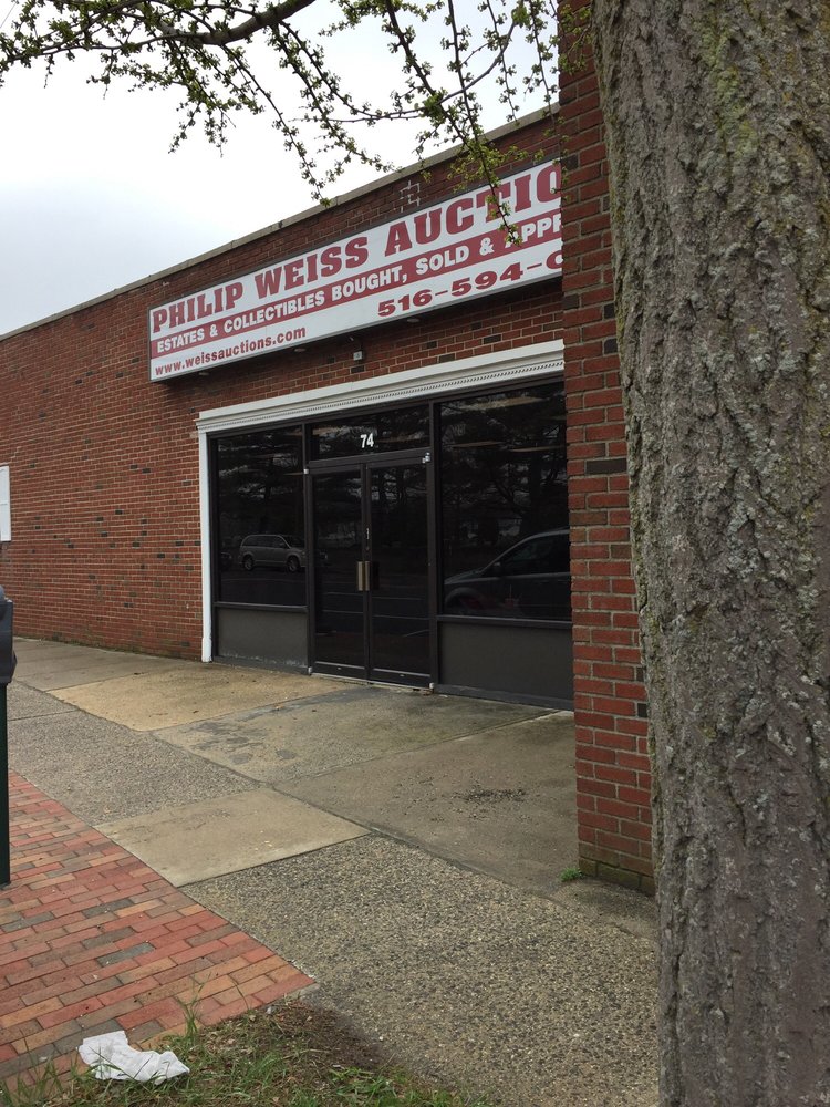 WEISS AUCTIONS Updated October 2024 74 Merrick Rd, Lynbrook, New