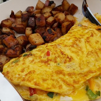 Sellfish - Denver Omelet with home fries - American Near Me - New London, Connecticut Sellfish - Denver Omelet with home fries - American Near Me - New London, Connecticut