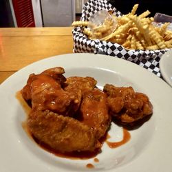 The Stumble Back Inn - Franks Buffalo wings.