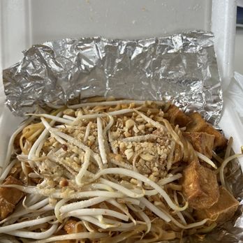 Thai Star Restaurant - Tofu pad Thai - Thai Near Me - Providence, Rhode Island Thai Star Restaurant - Tofu pad Thai - Thai Near Me - Providence, Rhode Island