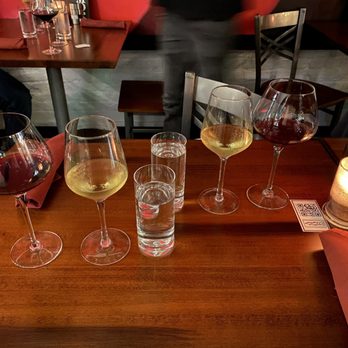 AMOR - A beautiful night! - Tapas/Small Plates Near Me - Tacoma, Washington