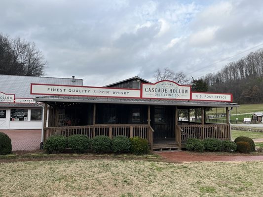 Cascade Hollow Distilling Co. (George Dickel Distillery) by null