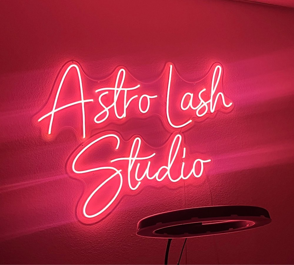 Astro Lash Studio Logo
