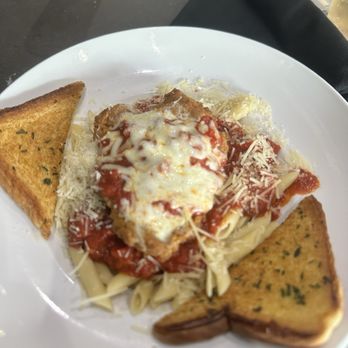 81 North Kitchen and Tap - Beer Bar Near Me - McDonough, Georgia