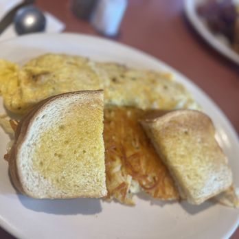 Doug's Place - The best buttered toast I have ever had in my entire life. With a Denver omelette. - Breakfast & Brunch Near Me - Castro Valley, California