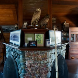 Peary's Eagle Island - Living room with 3 sided fireplace