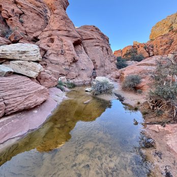 Calico Tanks Trail - Another gorgeous tank filled with water from the storm - Hiking Near Me - Las Vegas, Nevada Calico Tanks Trail - Another gorgeous tank filled with water from the storm - Hiking Near Me - Las Vegas, Nevada