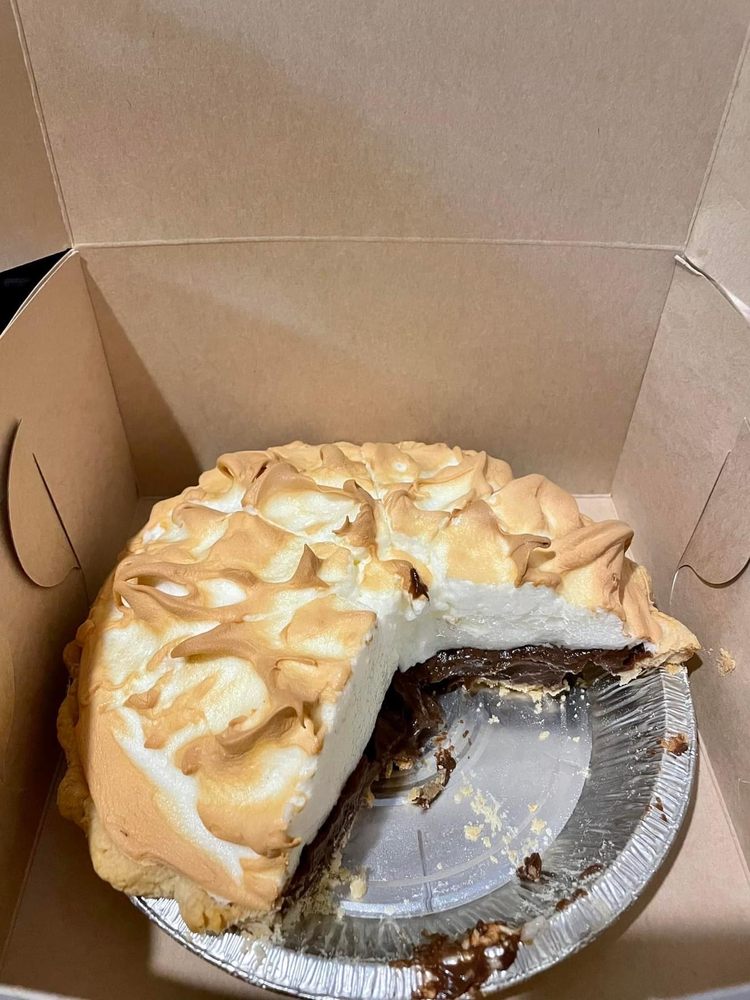 MAMA Z’S CAFE Updated September 2024 108 Photos & 82 Reviews 357 W Henri De Tonti Blvd