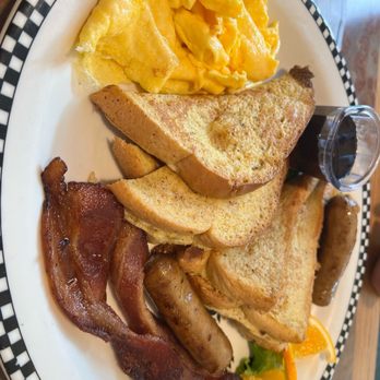 Black Bear Diner Sugar Land - Breakfast & Brunch Near Me - Sugar Land, Texas