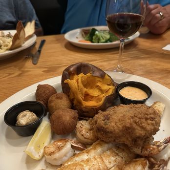 The Boundary House Restaurant - American Near Me - Calabash, North Carolina The Boundary House Restaurant - American Near Me - Calabash, North Carolina